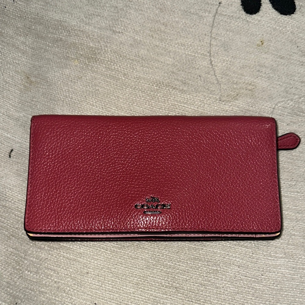 Coach pink pebble grain Leather long Clutch/wallet damaged/worn